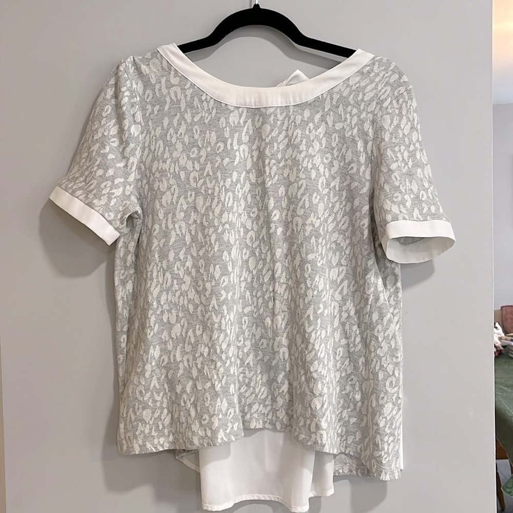 Pleione Gray & White Short Sleeve Layered Blouse